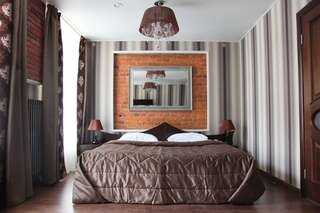 Гостиница Мартин Отель Санкт-Петербург Двухместный номер Делюкс с 1 кроватью или 2 отдельными кроватями и балконом-1
