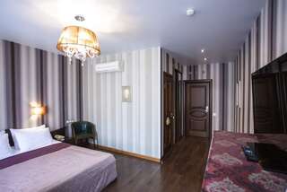 Гостиница Мартин Отель Санкт-Петербург Стандартный двухместный номер с 1 кроватью или 2 отдельными кроватями-6